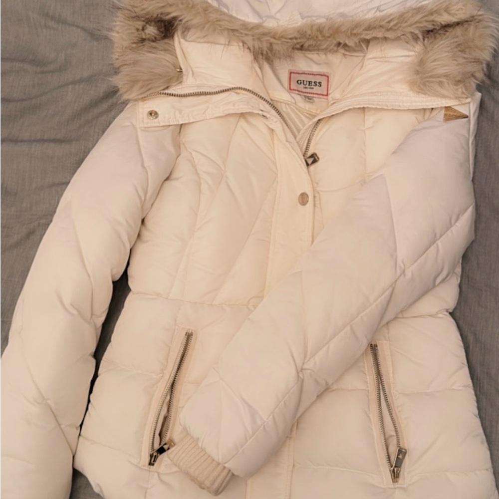 GUESS Women's Off-White Puffer Jacket with Faux Fur Trim